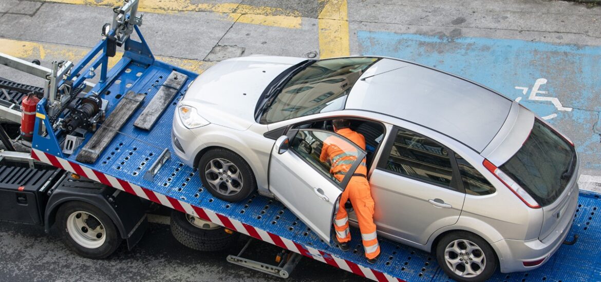 10-Est-il possible de remorquer une voiture endommagée ou immobilisée